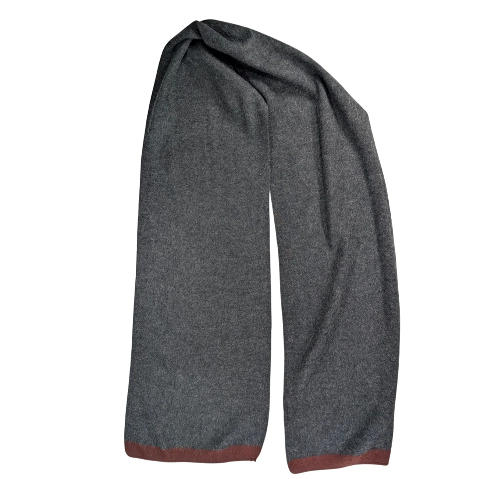 Tommy Hilfiger Gris Acogedor Bloque de Color Suave Acrílico Bufanda 73" L x 10.5" Foto 3 de 4