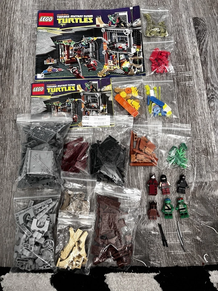 LEGO Teenage Mutant Ninja Turtles: Turtle Lair Attack (79103) - Image 4 of 4