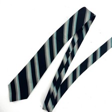 Lilly Dache Men's Designer Tie Blue Stripes 100 silk 3.5 x 54 