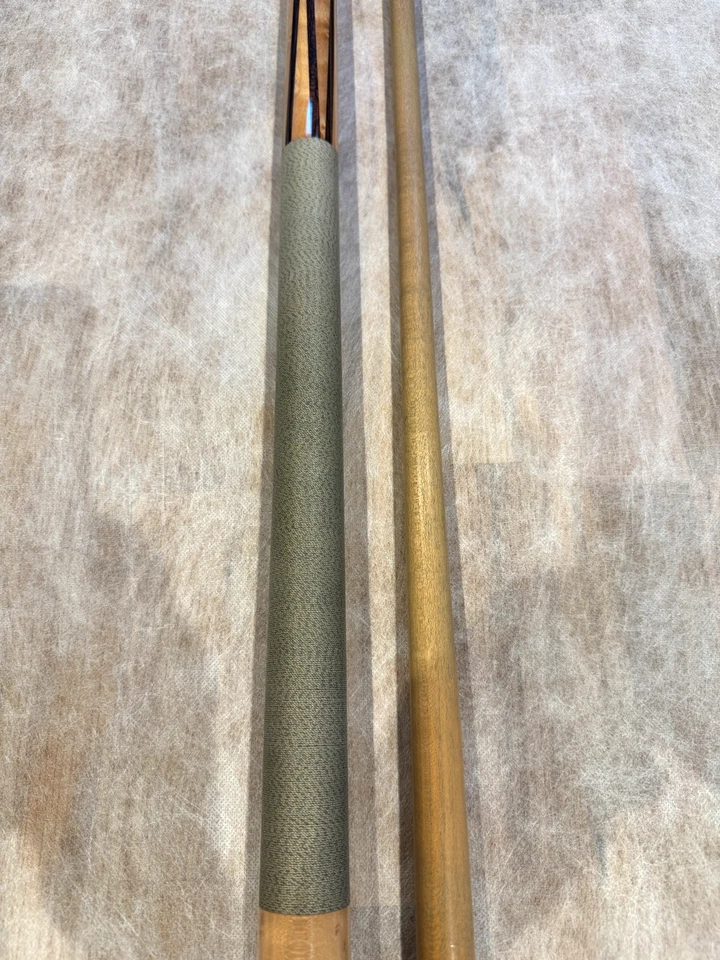 Taco de billar Mezz usado Foto 3 de 4