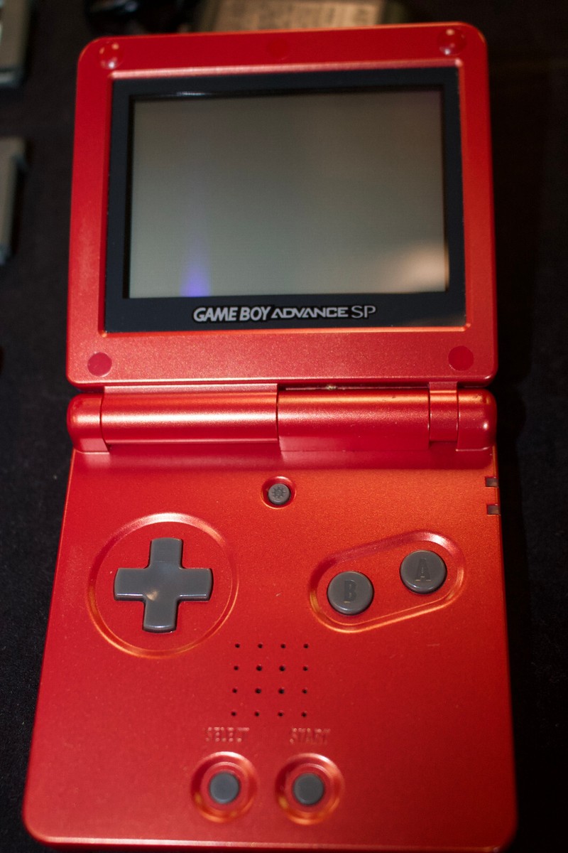 Nintendo ★ GAME BOY ADVANCE SP Amazon.com: Nintendo Game Boy Advance SP - Cobalt (Renewed