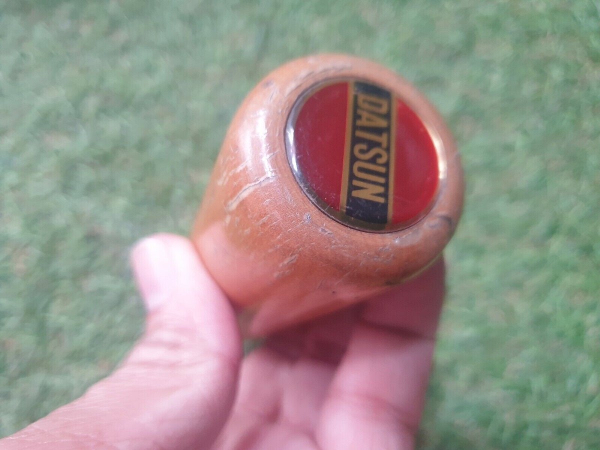 rare Vintage Datsun Retro wood shift knob Thread Size 8.5mm