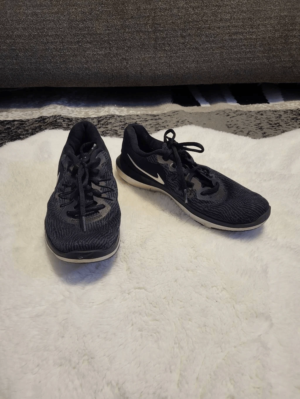 Chaussures de tennis Nike Flex Supreme TR6 noir/blanc