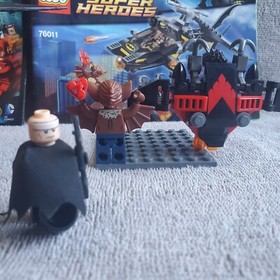LEGO DC Comics Super Heroes: Batman: Man-Bat Attack 76011 w Nightwing no box