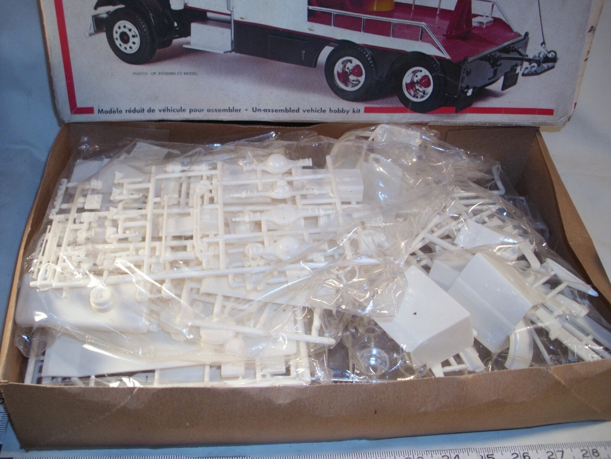 BQ864 amt 1/25 PETERBILT WRECKER T533 プラモデル 【公式通販】