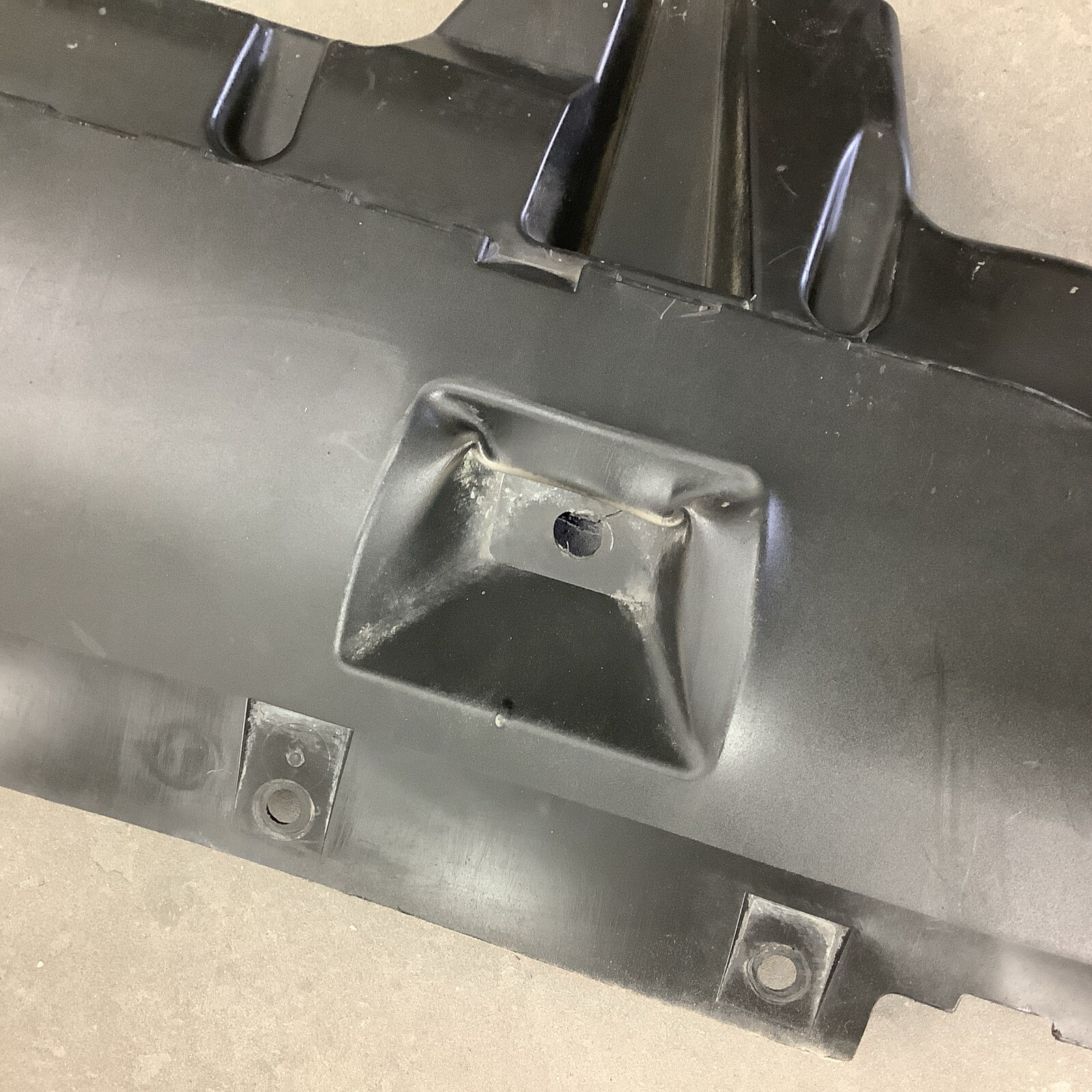 2023 2024 2025 MASERATI GRECALE FRONT UNDER TRAY BUMPER LOWER SUPPORT