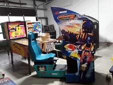 Hydro Thunder by Midway Games Sit Down Video Arcade Game