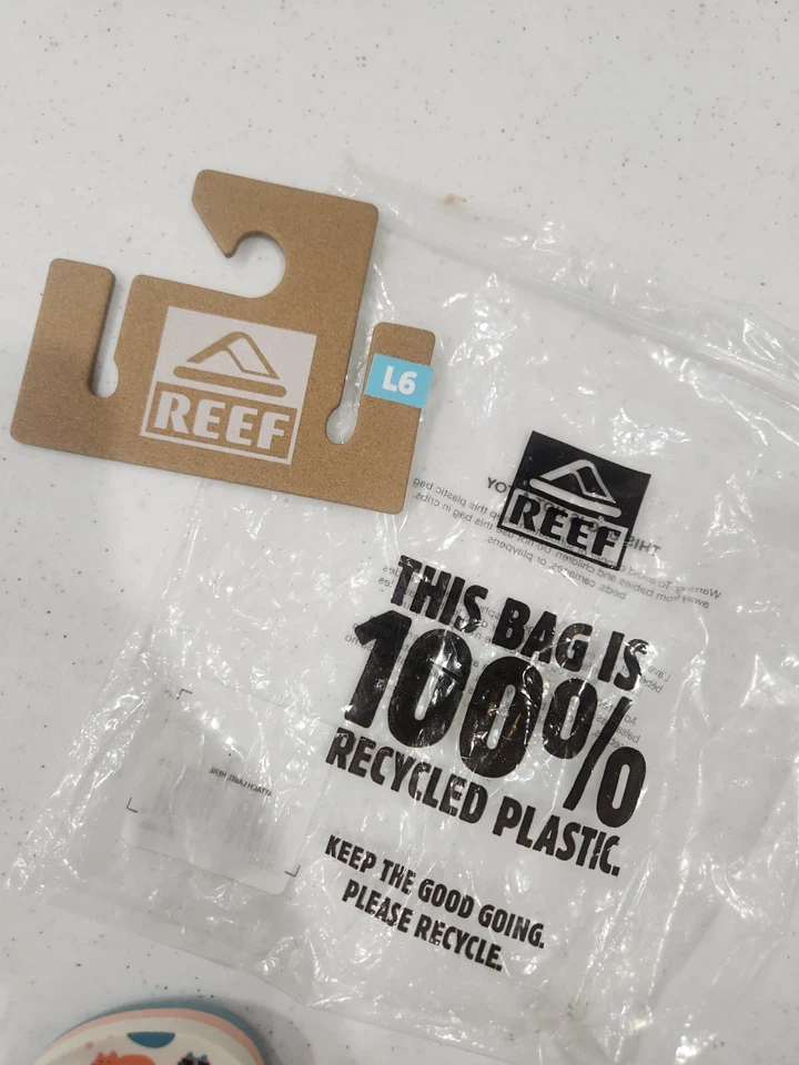 NUEVAS Sandalias de Playa Reef Little Ahi Niños Pequeños Geniales Gatos Correa Trasera Niños Talla 6 Nuevas con Etiquetas Foto 2 de 4