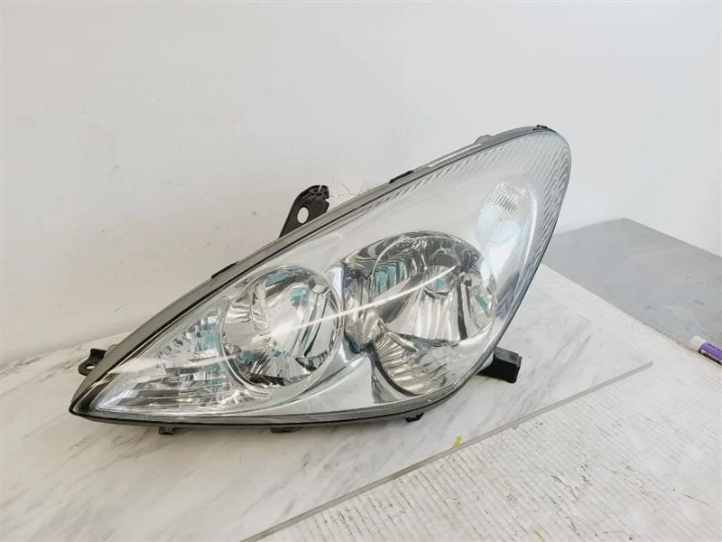 Driver Left Headlight With Xenon HID Fits 02-03 LEXUS ES300 574281 - Image 2 of 4