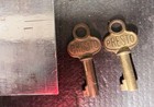 Vintage Presto Skeleton Brass Keys Lot of 2 Small Brass  Skeleton Key Set — photo 4