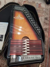 Vintage Chromaharp 15 Chord 36 String by RBI Rhythm Bands Inc. Case Included