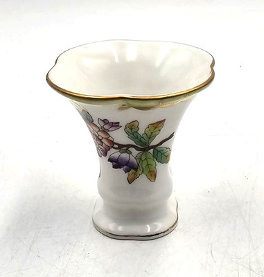 Herend  Hungary 3'' Vase/Toothpick Holder Flowers Butterflies