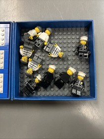 Lego Tic Tac Toe 4499574 Cops And Robbers Complete Set, Used