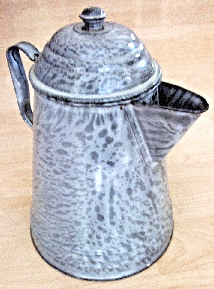 Antique 11.5" GRAY ENAMEL Pattern METAL Strainer Spout HINGED LID Handle PITCHER - Image 3 of 4