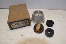 Nos 1959 Ford Thunderbird Mercury Power Steering Cylinder Seat -b13-84 Nos 1959 Ford Thunderbird Mercury Power Steering Cylinder Seat -b13-84