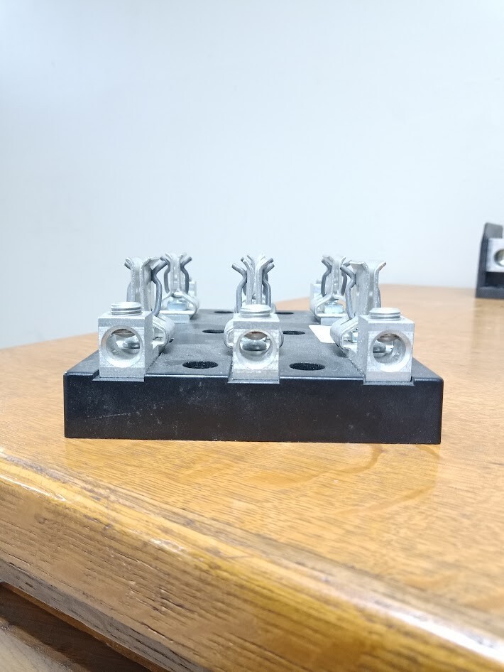 Mersen (Ferraz Shawmut) 61038J Fuse Block 100A 600V 3-Pole Class J | eBay