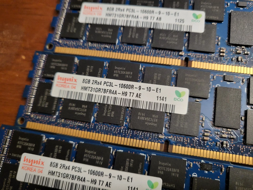 40GB Hynix 5 x 8GB PC3-10600 DDR3-1333 RAM Memory HMT31GR7BFR4A-H9 - Image 2 of 2