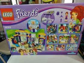 LEGO Friends: Heartlake Sports Centre (41312)