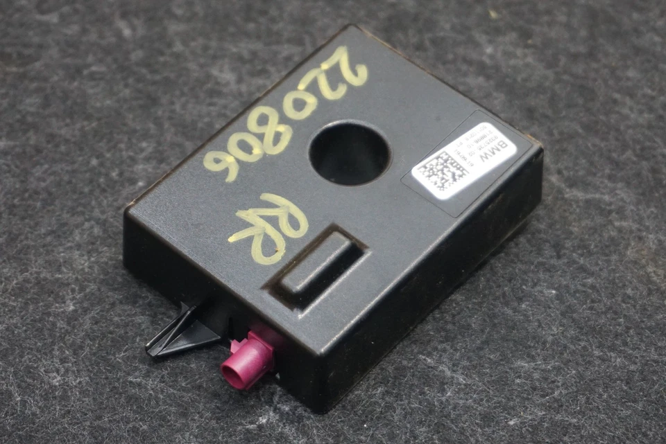 Rear HiFi Audio Sound Antenna 932573502 BMW 8-Series M850i 840i G15 G16 19-2020 - Image 2 of 4