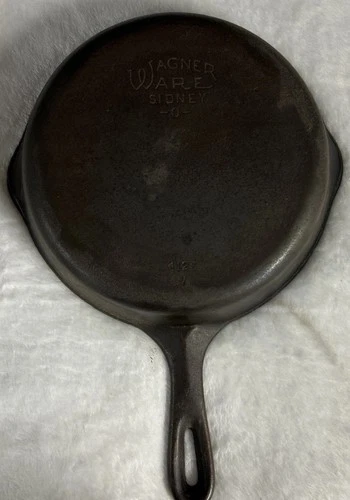 Wagner Ware Sidney -0- Cast Iron Skillet