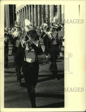 Press Photo Marching band playing in New York parade - tua31822