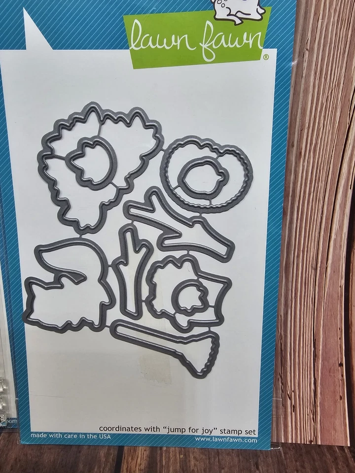 Juego de estampillas y troqueles Lawn Fawn Jump For Joy otoño otoño hojas agradecidas ardilla Foto 3 de 4