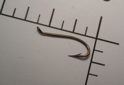100 MUSTAD HOOKS #13 2X LONG SHANK TROUT Fly Tying Sproat Rev. Wide 3913A
