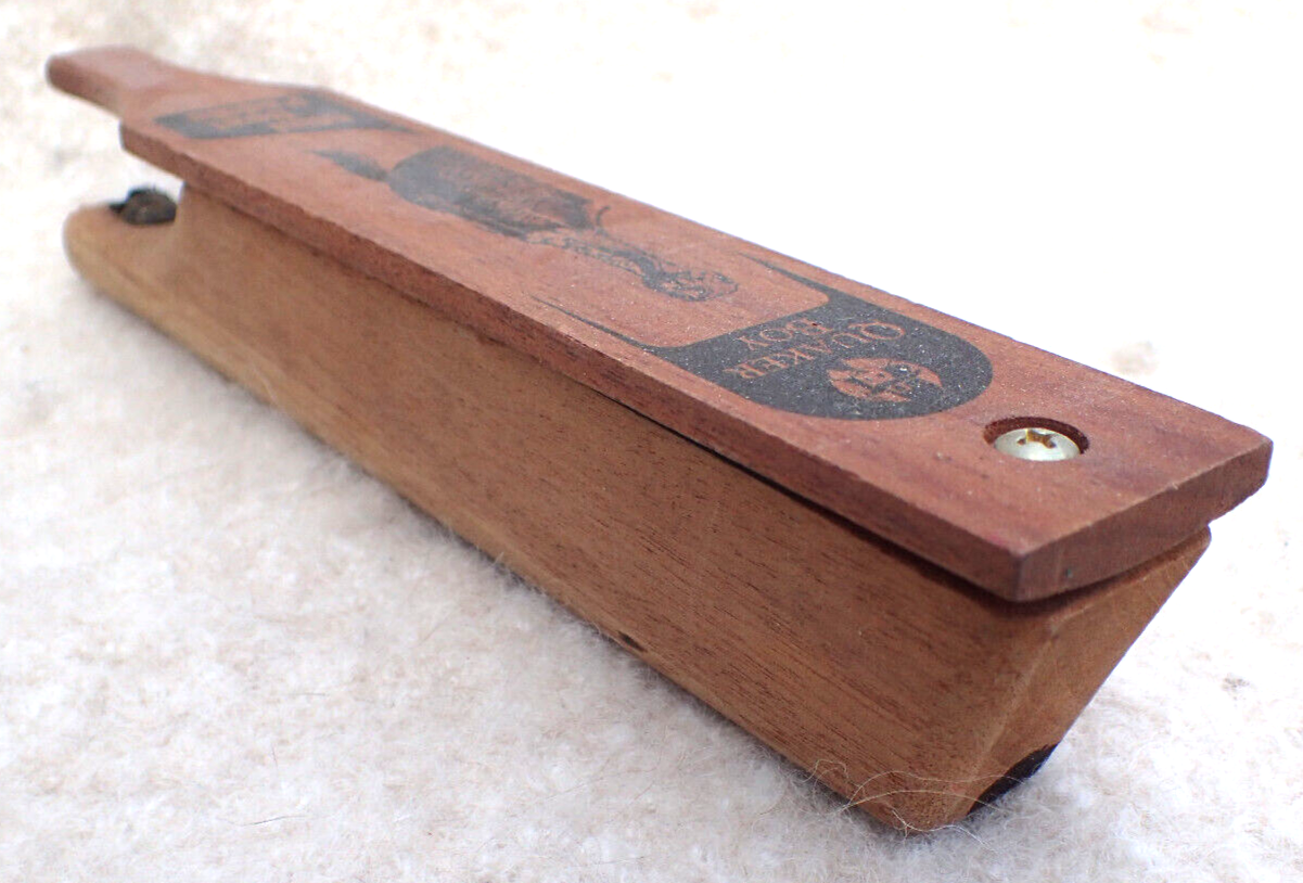 VINTAGE QUAKER BOY MINI BOAT PADDLE TURKEY BOX CALL NEEDED IN EVERY
