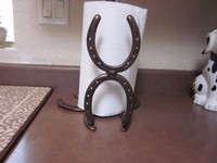 Horseshoe Art Paper Towel Holder Steel Copper Black Vein Powder Coat Finish Horseshoe Art Paper Towel Holder Steel Copper Black Vein Powder Coat Finish