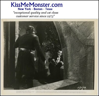 Peter Cushing Fights Christopher Lee Orig The Curse Of Frankenstein ...