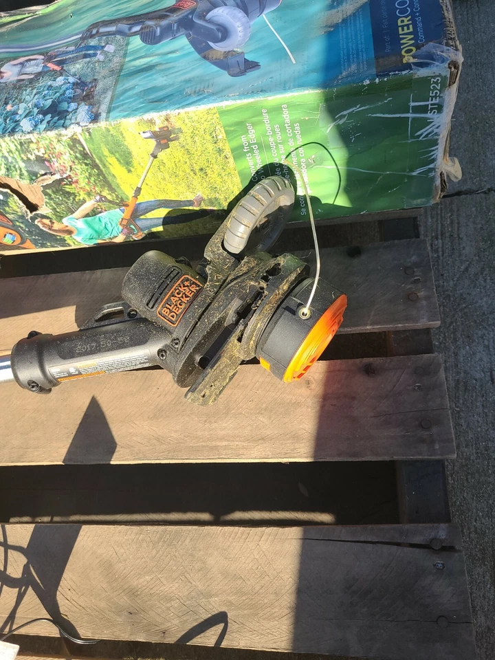 BLACK DECKER LSTE523 Black Orange 20V MAX Lightweight String Trimmer Edger - Image 4 of 4