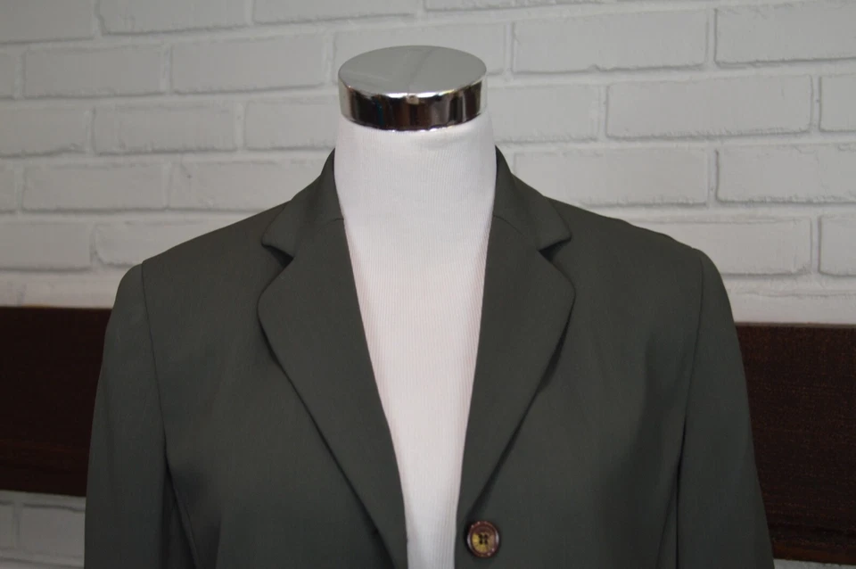 Blazer Yansi Fugel Verde Talla 4 Pequeño Cuello Único Excelente Estado Foto 3 de 4