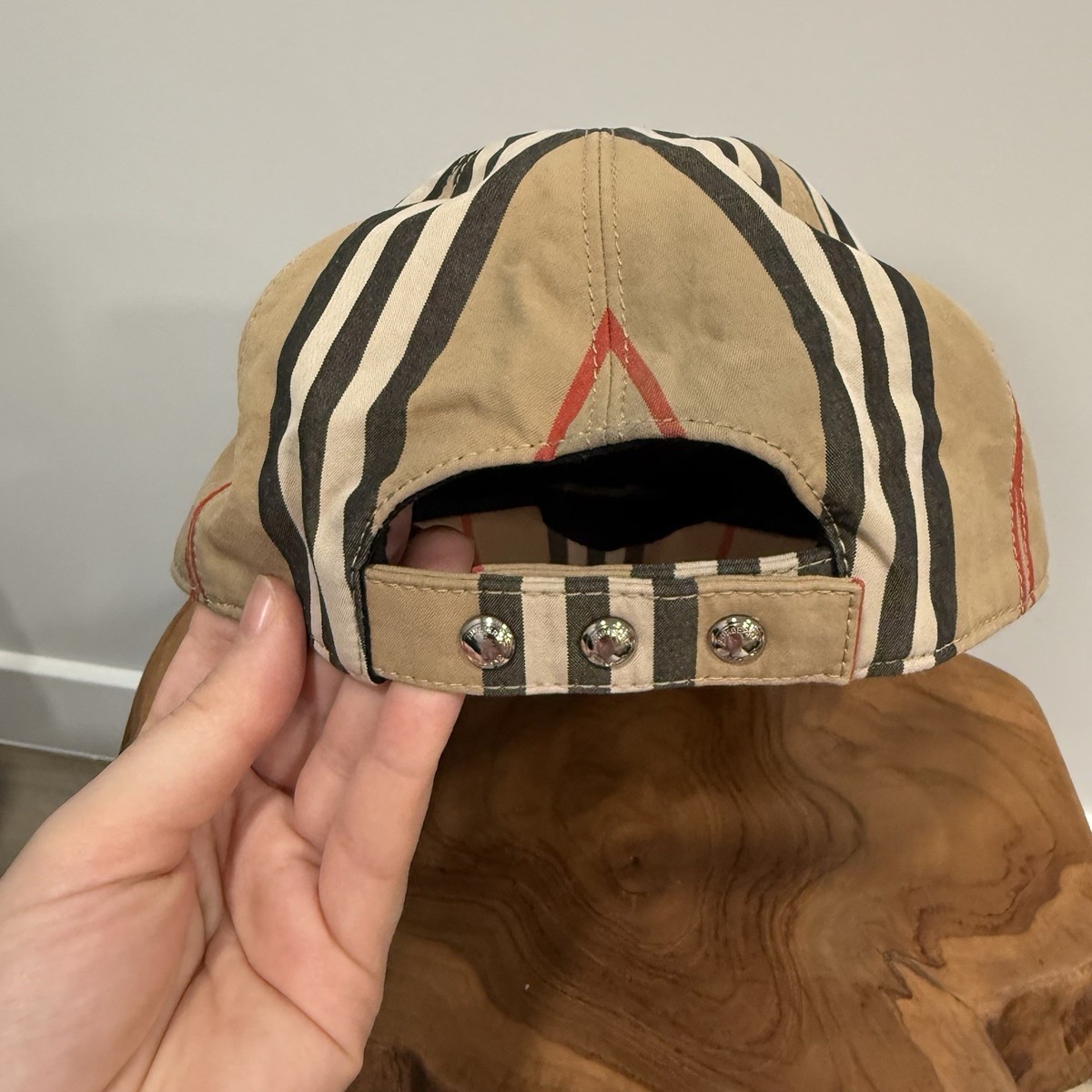 Burberry London Nova Check Cap Beige Cotton Baseball TB Icon Hat