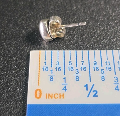 Aretes James Avery de plata de ley con corazón hinchado - Imagen 4 de 4