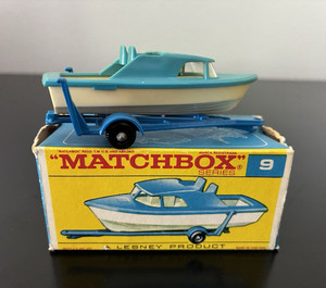Matchbox No. 9 Boat w/ Trailer 1:75 Matchbox 1-75 Series Blue/White Box