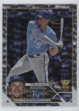 2023 Topps Series 1 Collector's Box Silver Pattern Foil Vinnie Pasquantino 06p2