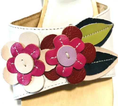 Benland Womens Sandals 8M White w/Flowers Italian Leather Wooden Sole Heeled New - Picture 2 of 8