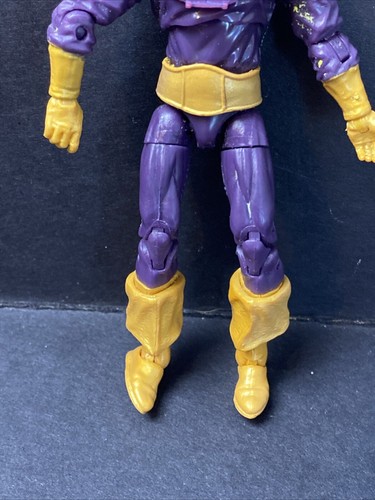 Hasbro Marvel Universe BARON ZEMO 3.75" Action Figure SERIES 5 #22 - Picture 3 of 7