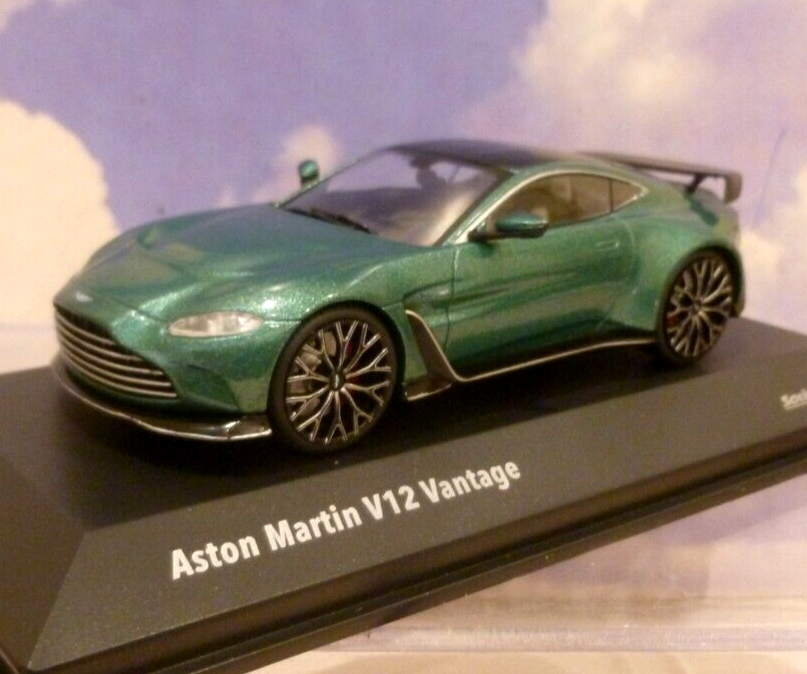 SOLIDO 1/43 2023 ASTON MARTIN V12 VANTAGE AM RACING GREEN METALLIC S4314101
