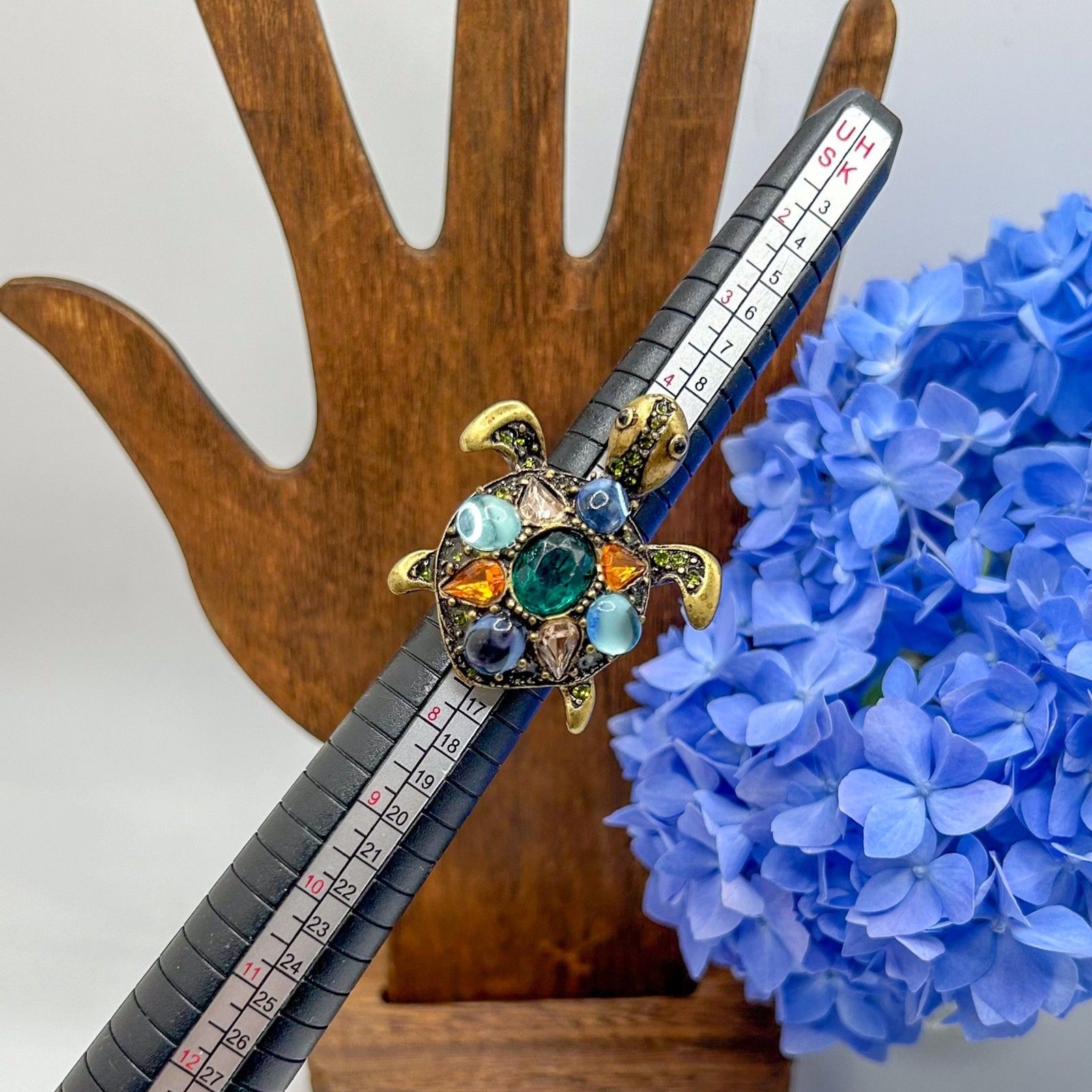 Brass Tone Turtle Ring Multicolored Cabochons Gre… - image 3