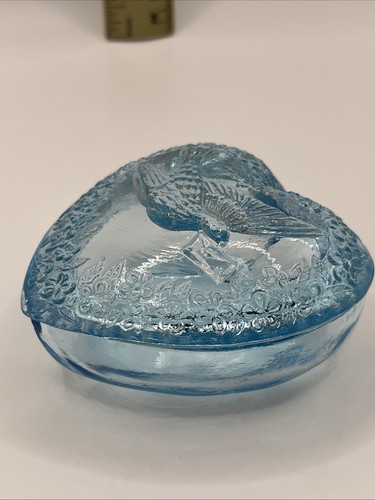 Vintage Mosser Blue Glass Trinket Box- Heart Shaped With Bird. NEW - Picture 6 of 17