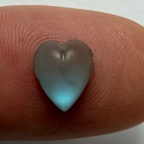 1 Vintage Saphiret Heart Cabochon Saphirine AS IS Foiled Glass C6-115-SAPH143-B