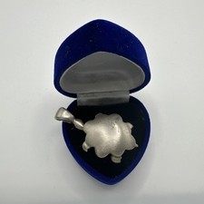 Bijoux Fantaisie Pendentif Tortue  Argentée ( Sans La Boîte)