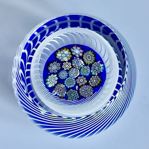 Peter McDougall Faceted Latticino Swirl Complex Millefiori Paperweight - Picture 6 of 6