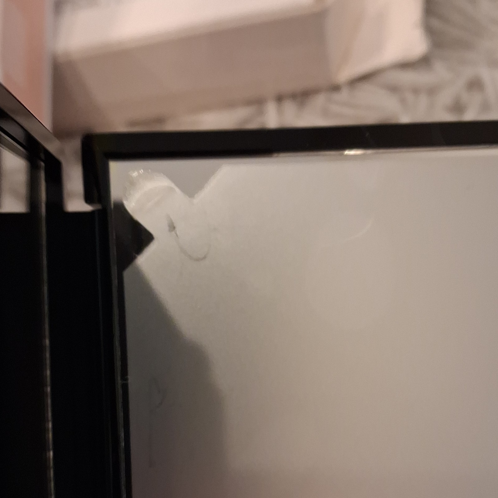 Givenchy Irresistible Eau de Parfum Spray 8ml Sample + Pocket Mirror thumbnail 8