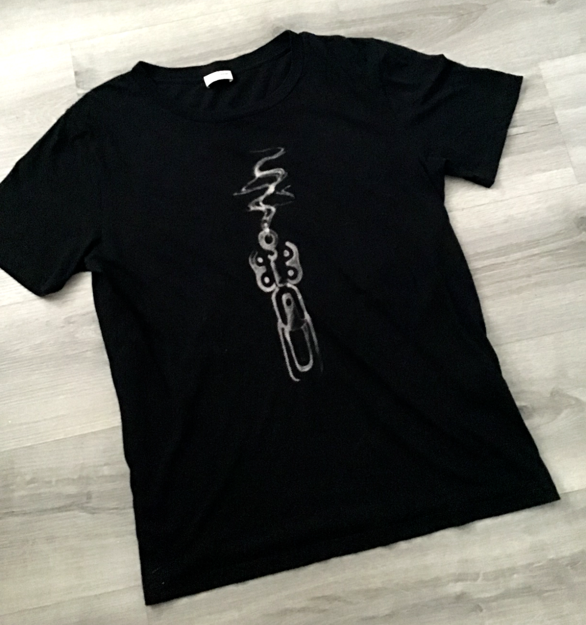 T Shirt Saint Laurent Paris 2018 'Smoking Gun' Taglia Media Nera