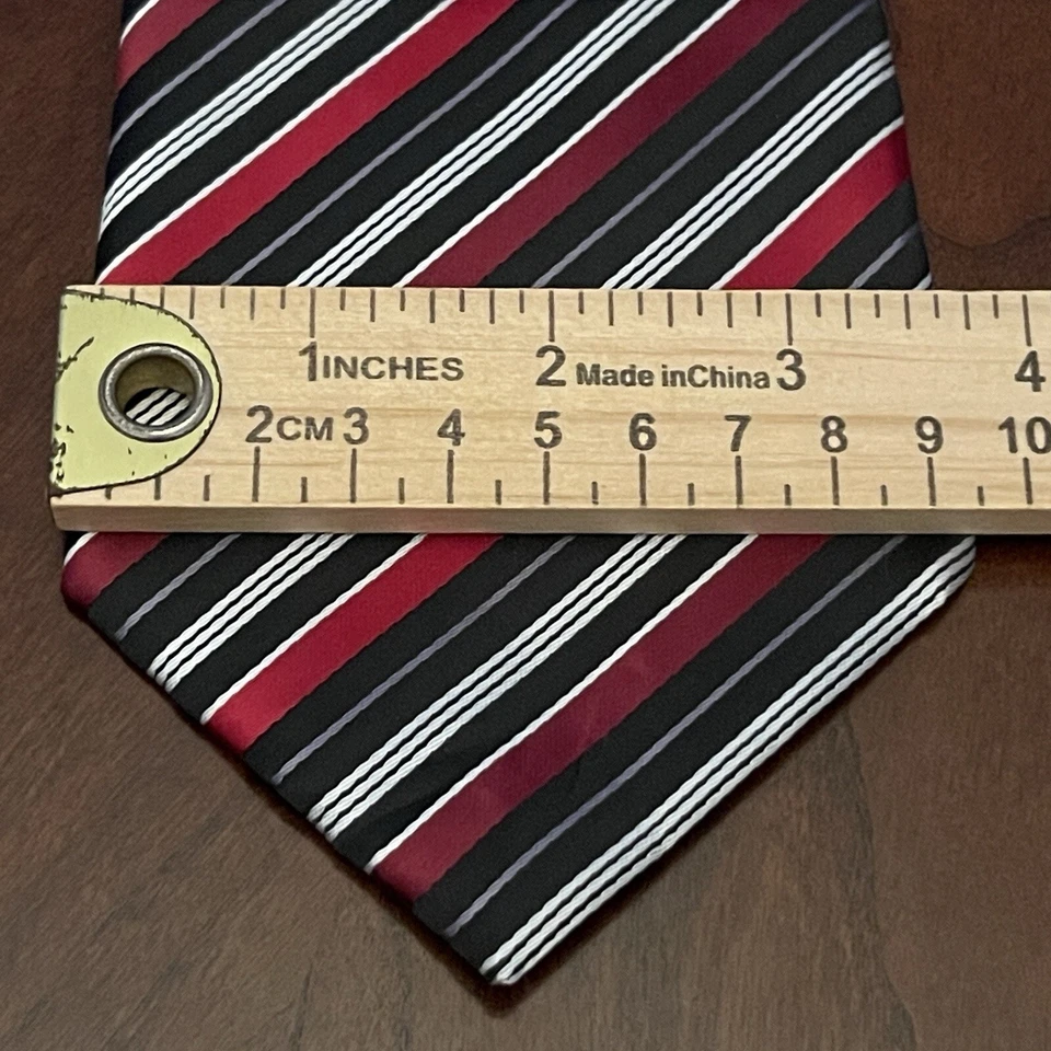 Van Heusen 红色黑色手工制作 100% 聚酯纤维男式领带中国制造 — 第 4/4 张图片