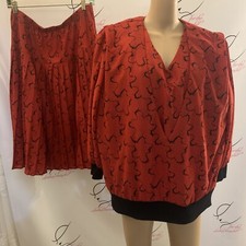 Jamie.  Plus Size 18 1/2.  2 Piece Dress.  Pleated Skirt.  Pullover Top.  DB2.