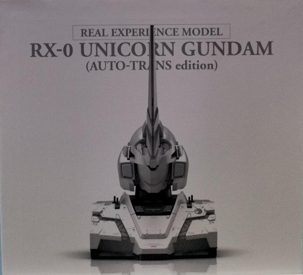 BANDAI REAL EXPERIENCE MODEL RX-0 Unicorn Gundam AUTO-TRANS