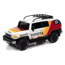 Johnny Lightning 2023 Auto World Store Exclusive 2007 Toyota FJ Cruiser SCM131